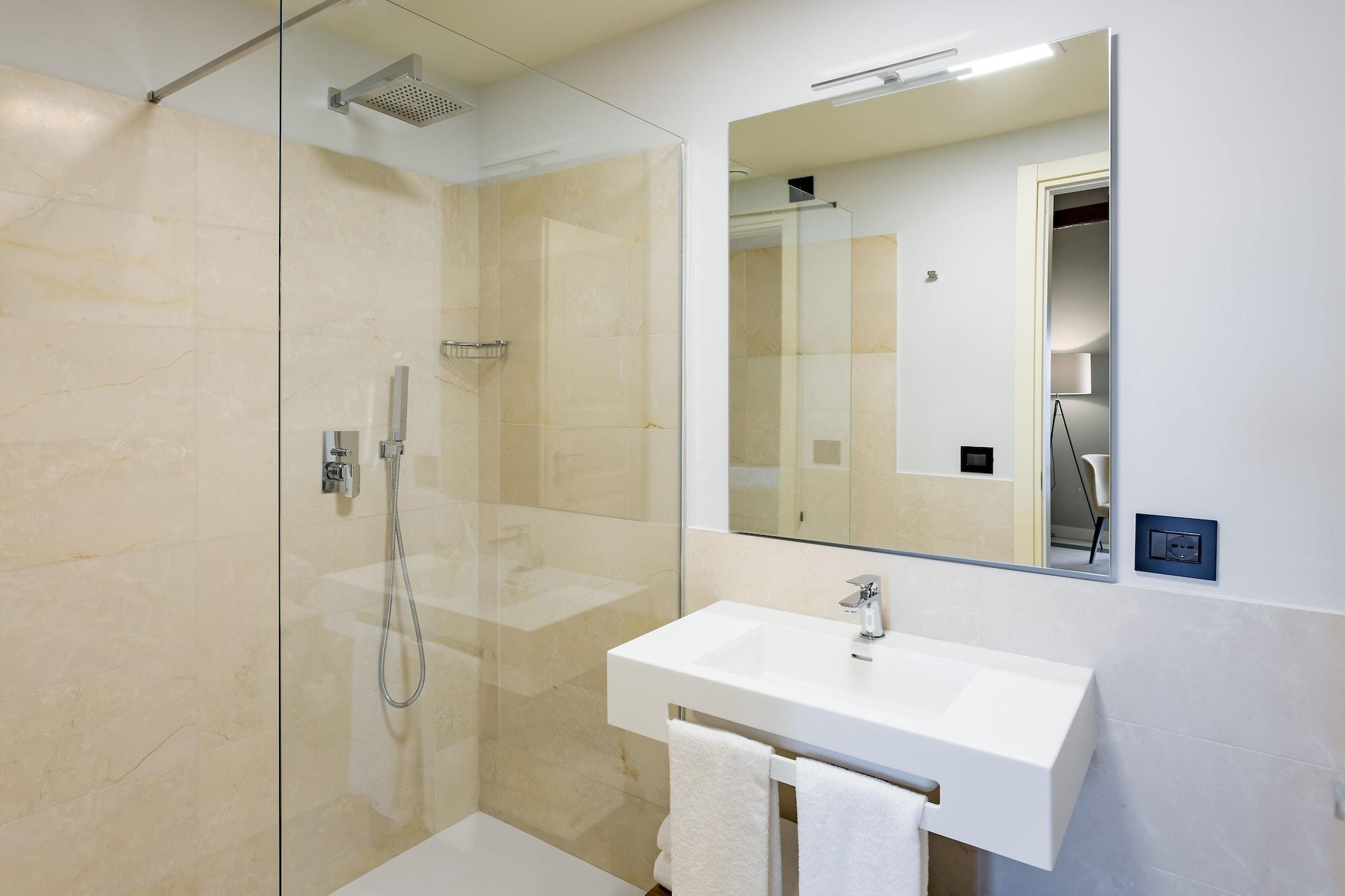 Of Andrea Hotel 4*