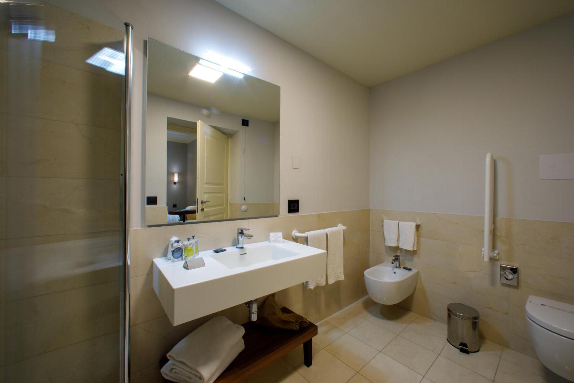 Hotel Of Andrea 4*